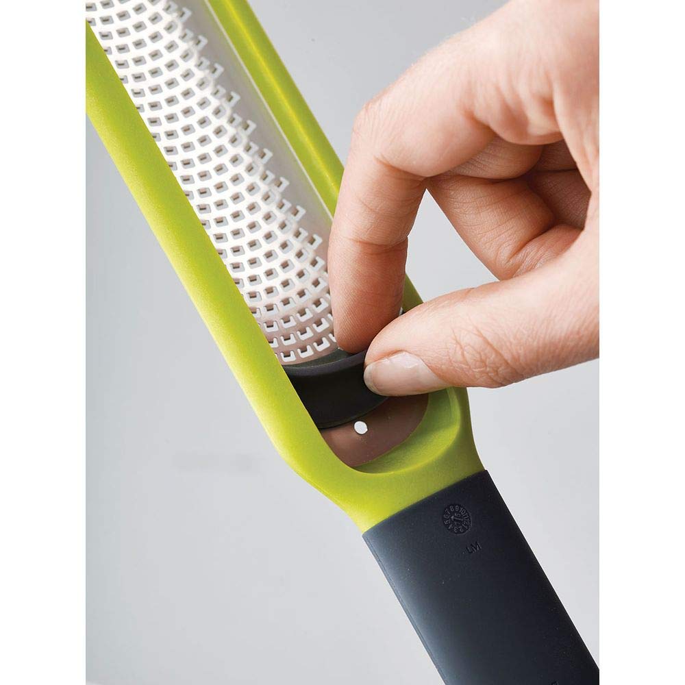 joseph-joseph-handi-zest-mini-zester-multifunzionale-con-lama-in-acciaio-inossid image 3