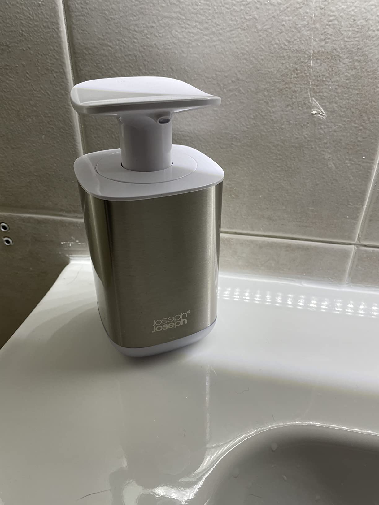 Buon dispenser