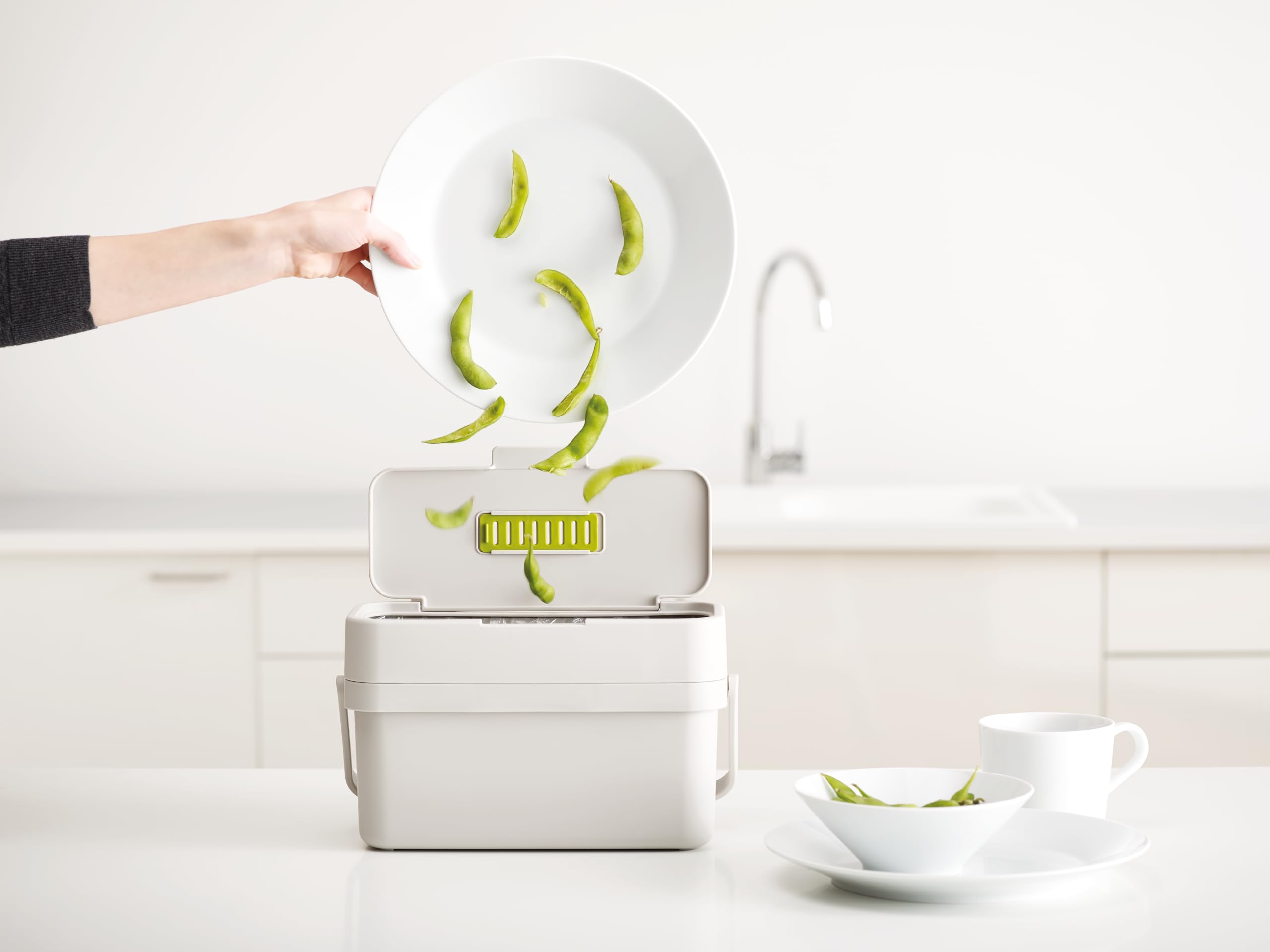 joseph-joseph-compo-4-contenitore-compost-per-rifiuti-alimentari-4-litri-con-ven image 6