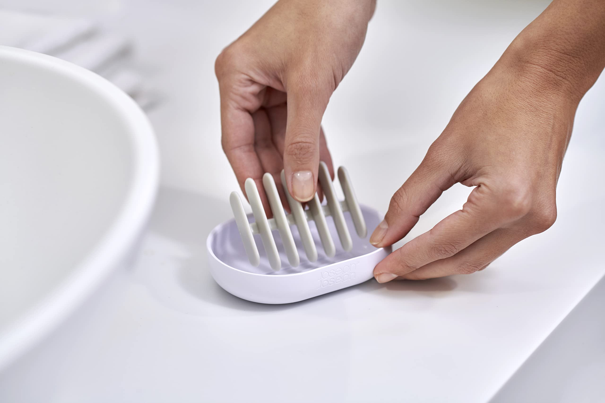 joseph-joseph-duo-portasapone-per-bagno-e-cucina-con-drenaggio-rapido-fondo-rimo image 7