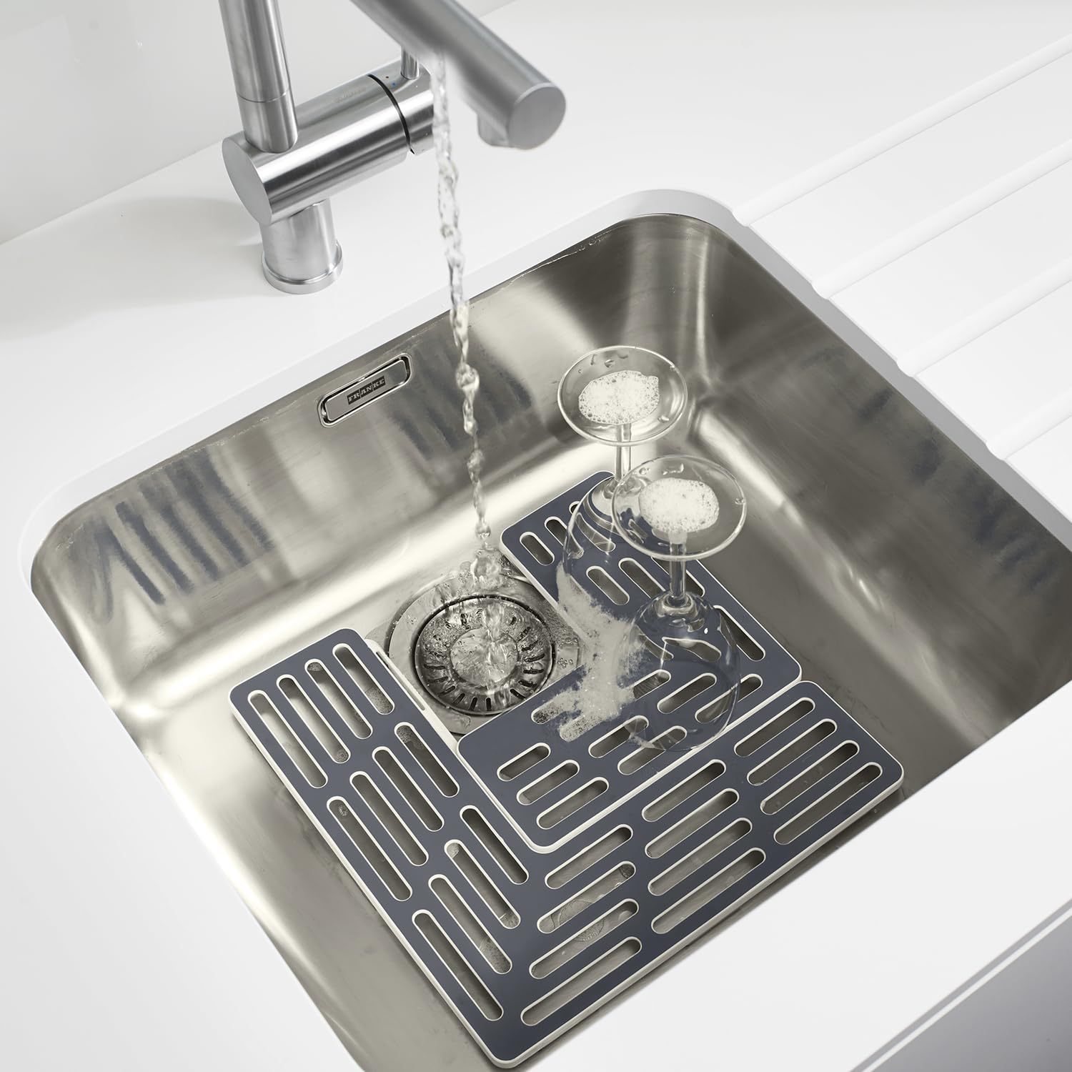 joseph-joseph-sink-saver-tappetino-protettivo-per-lavello-regolabile-in-2-pezzi- image 7