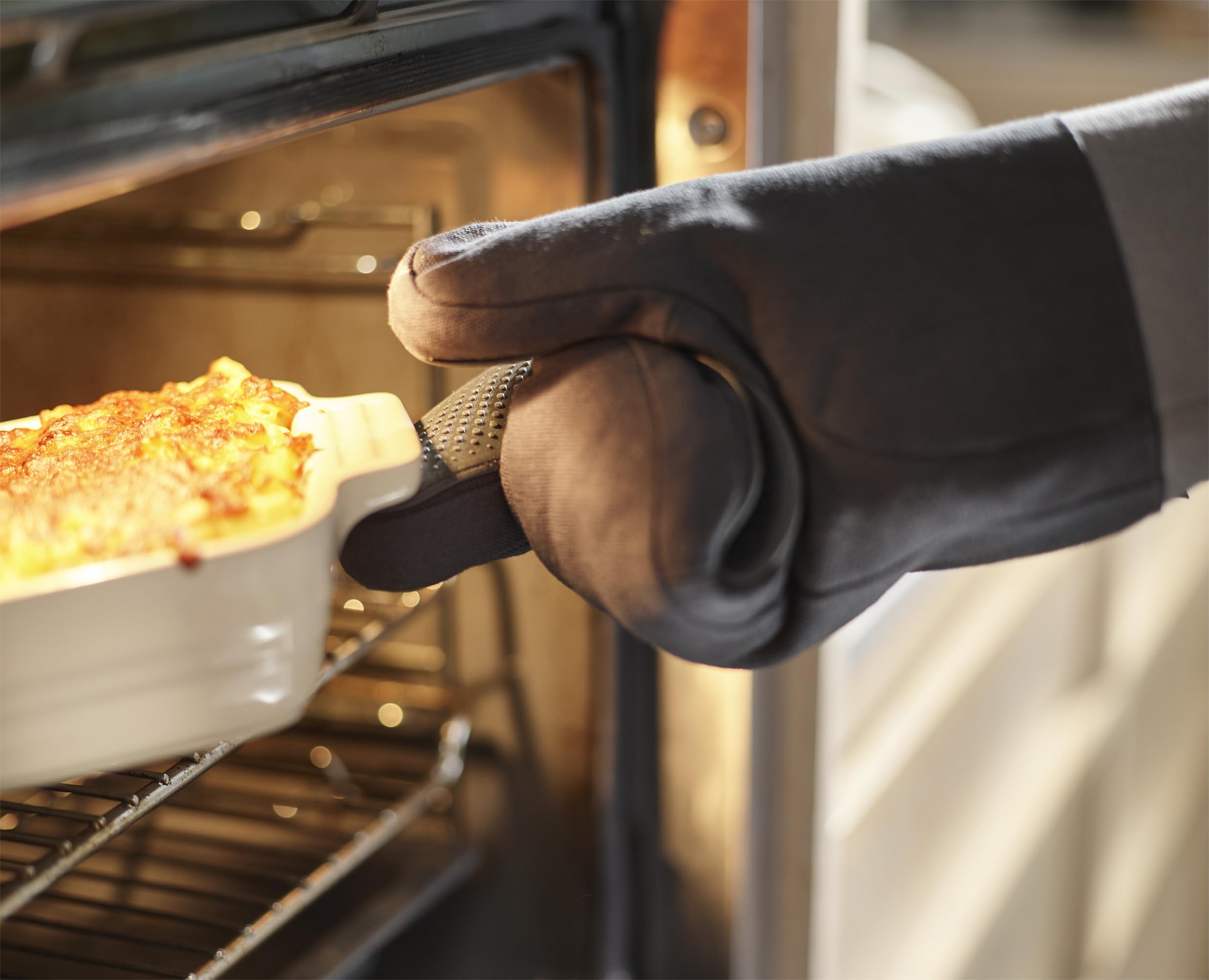 joseph-joseph-pinch-guanti-da-forno-in-silicone-con-presa-di-precisione-resisten image 5
