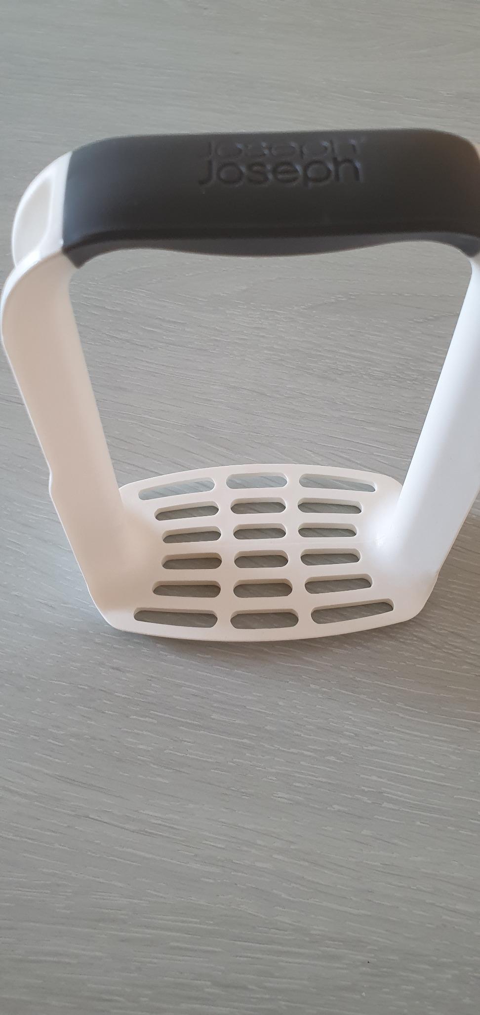 Fa bene il suo lavoro