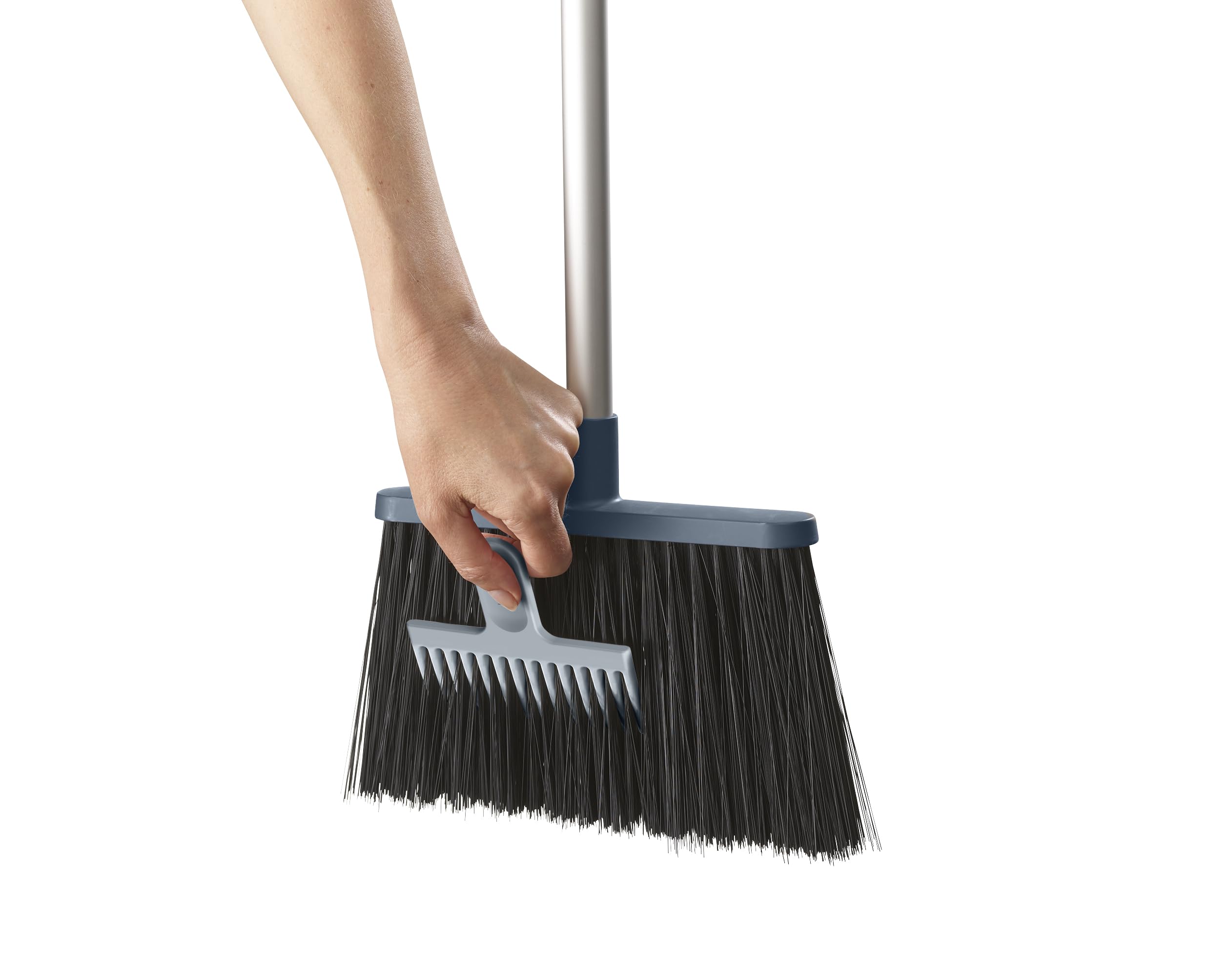 joseph-joseph-cleanstore-set-scopa-e-salvascopa-spazzatrice-con-asta-telescopica image 2