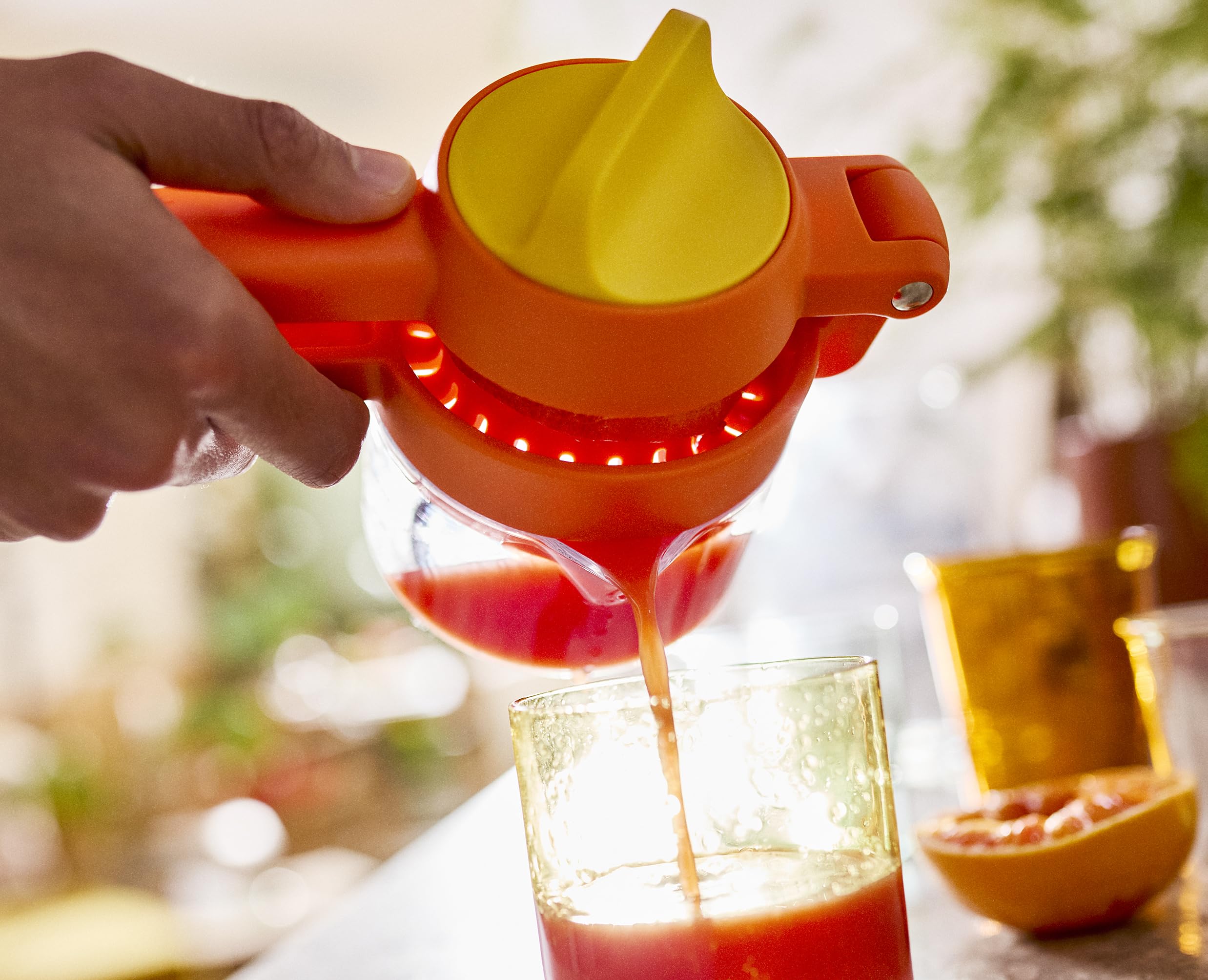joseph-joseph-juicemax-plus-spremiagrumi-manuale-a-doppia-azione-con-misurino-30 image 7